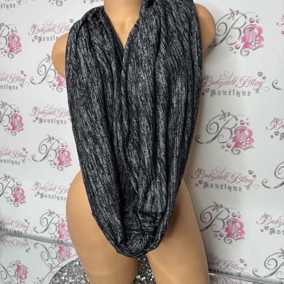 Wilfred free scarf circle infinity large blanket stretchy soft weathered grey - Picture 3 of 9